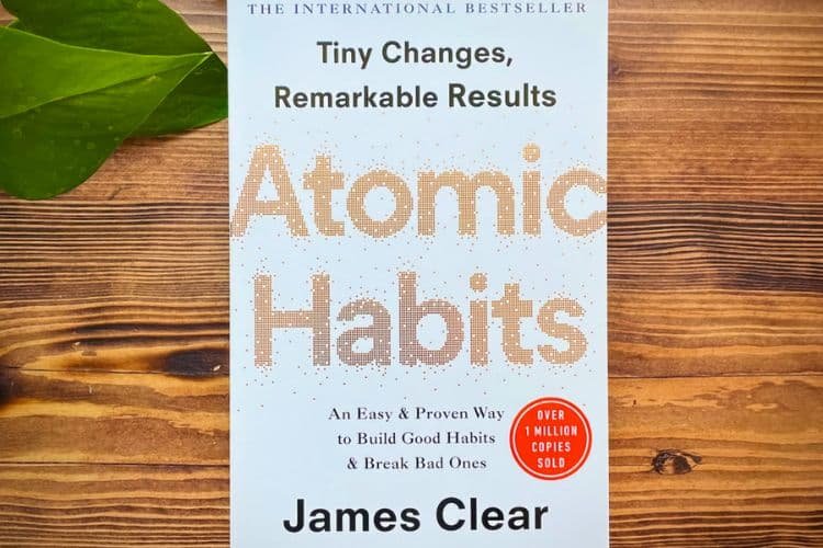 Atomic Habits and Wealth: The Psychology of Money and Habits of Wealthy Individuals